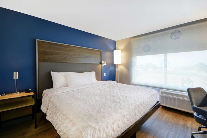 Room 18 of 35