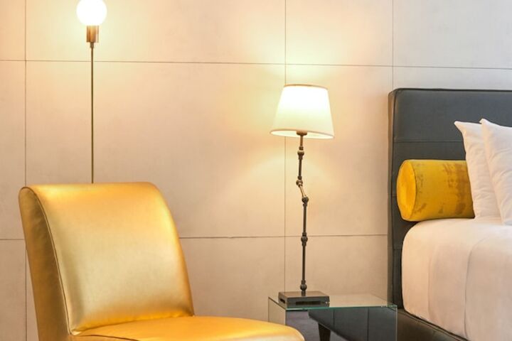 Room 28 of 60