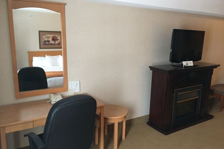 Room 10 of 31
