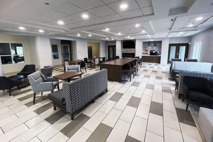 La Quinta Inn & Suites by Wyndham Ankeny IA - Des Moines IA