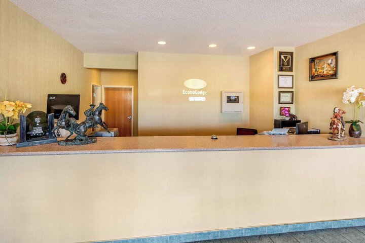 Hotel Interior 7 of 18