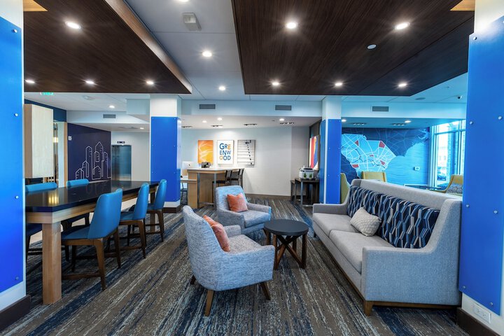 Holiday Inn Express & Suites Greenwood Mall by IHG