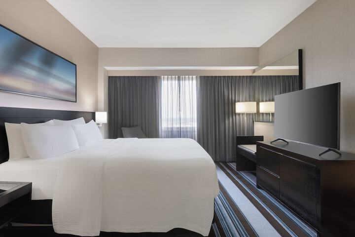 Room 10 of 41