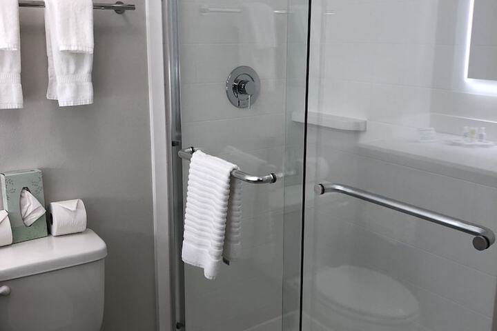 Holiday Inn Express & Suites Hood River by IHG