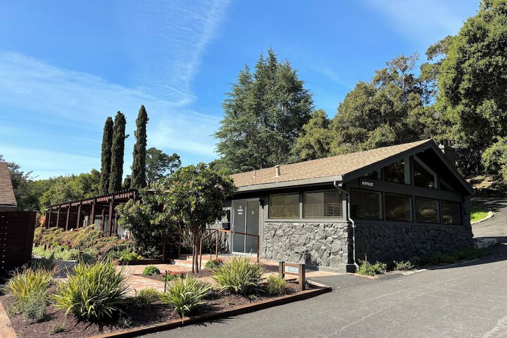 Hidden Valley Inn