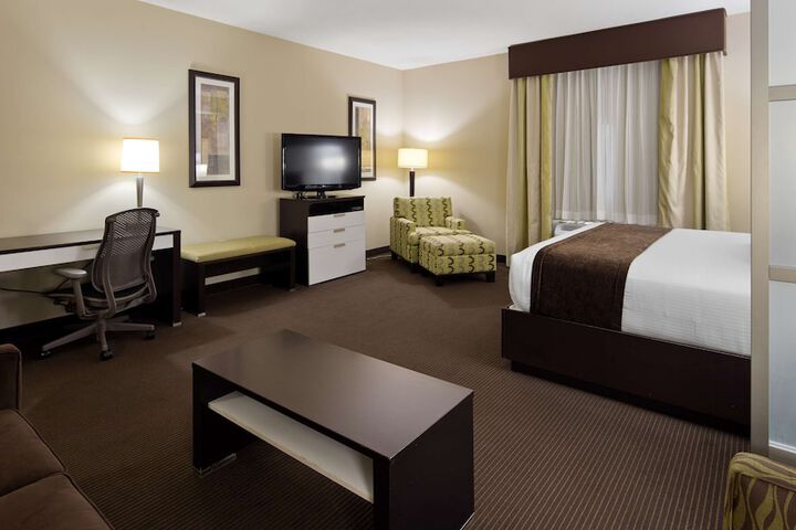 Room 15 of 22