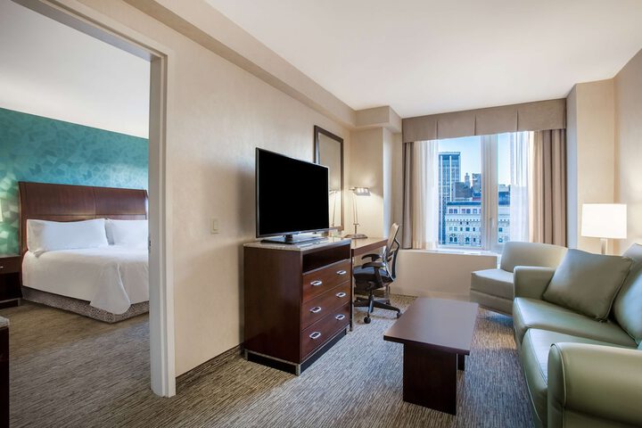 Room 21 of 59