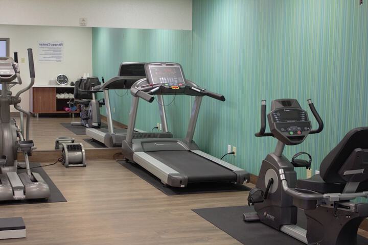 Holiday Inn Express & Suites Somerset Central by IHG