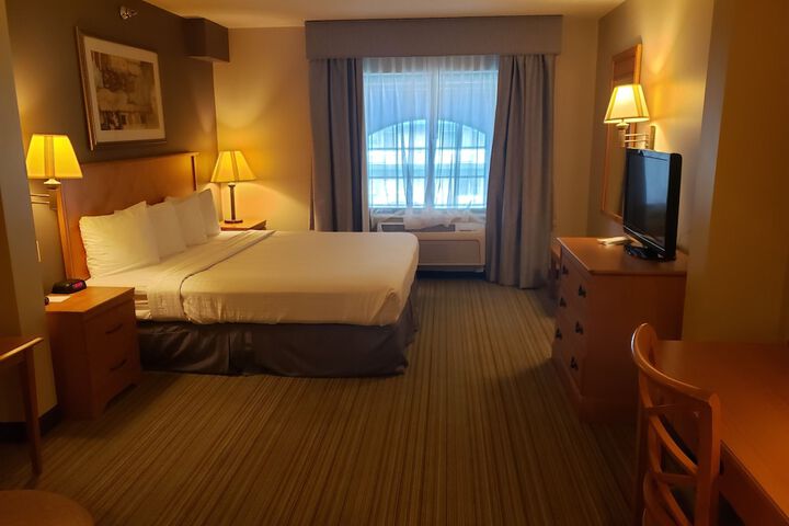 Room 57 of 83