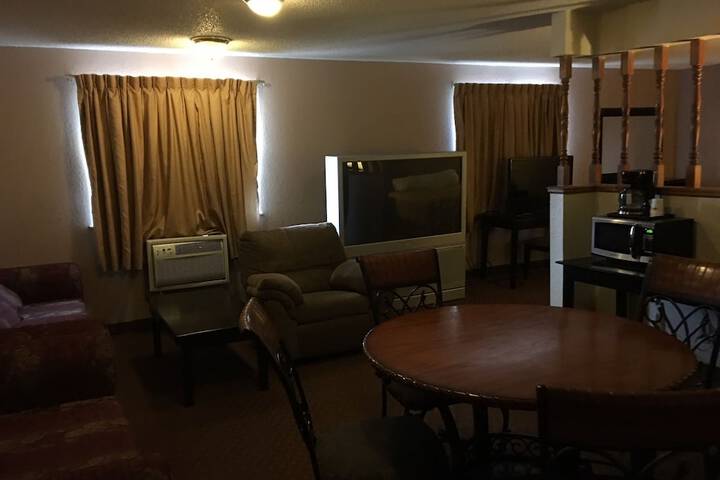 Room 21 of 46