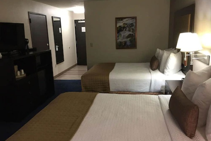 Room 16 of 51