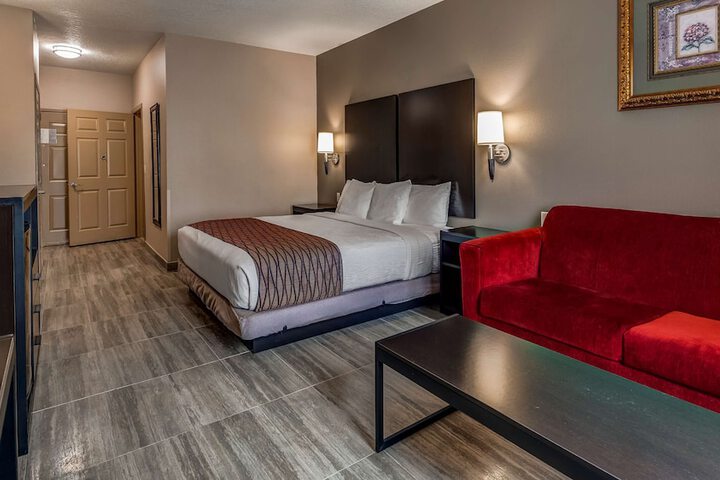 Room 16 of 29