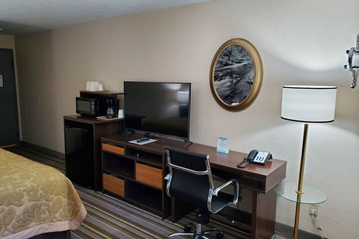 Room 37 of 46
