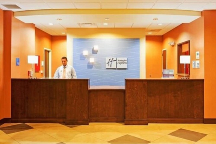 Holiday Inn Express Hotel & Suites Warner Robins North West by IHG