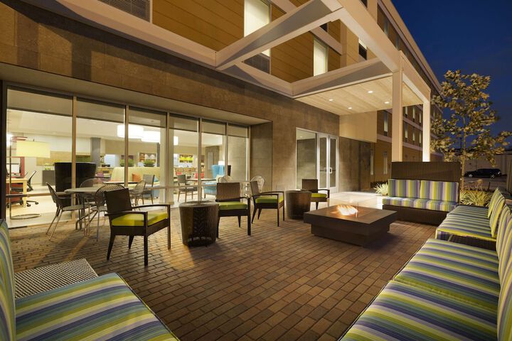 Terrace/Patio 21 of 22