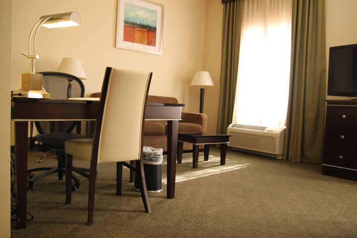 Room 37 of 59