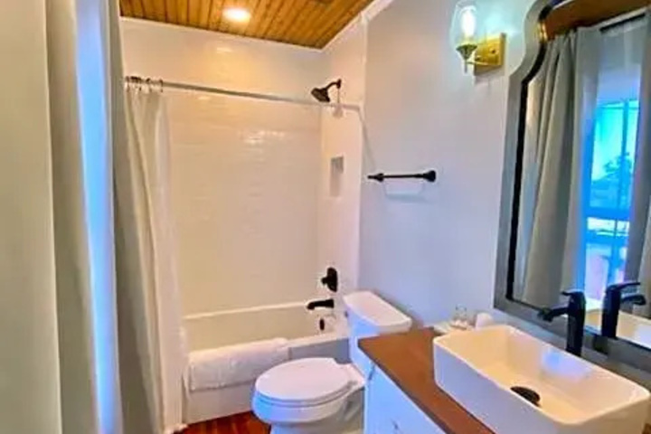 Dabbs Hotel