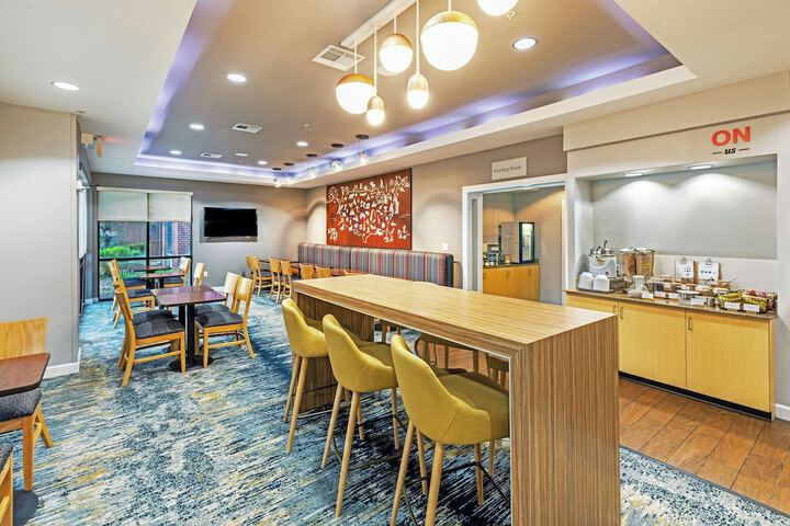 Towneplace Suites by Marriott Broken Arrow