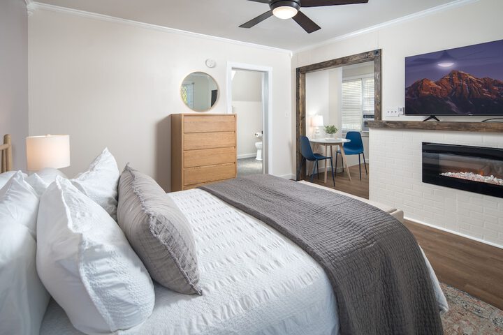 Room 14 of 38