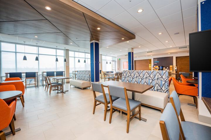 Breakfast/Coffee Service 94 of 117