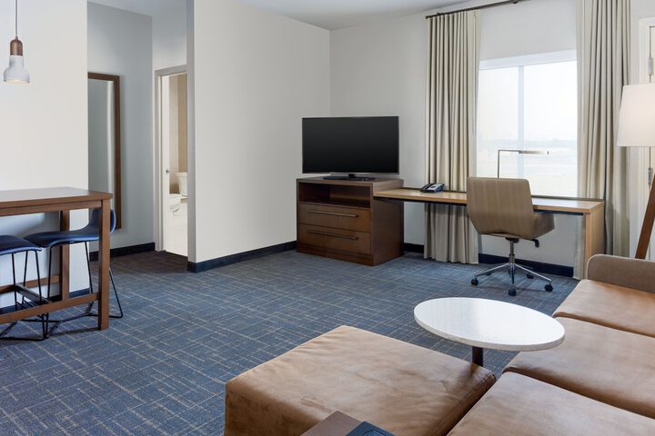 Room 32 of 68