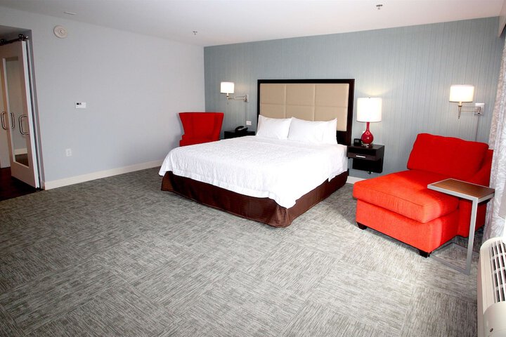 Room 41 of 60