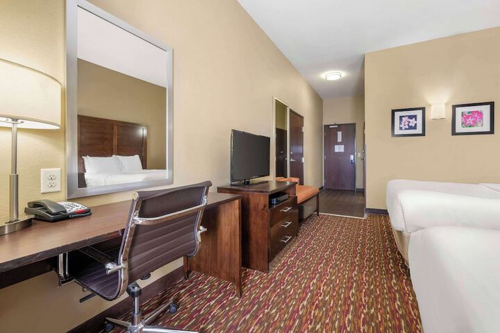 Room 46 of 73