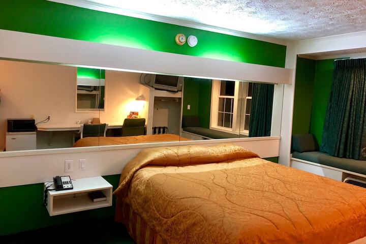 Room 19 of 26
