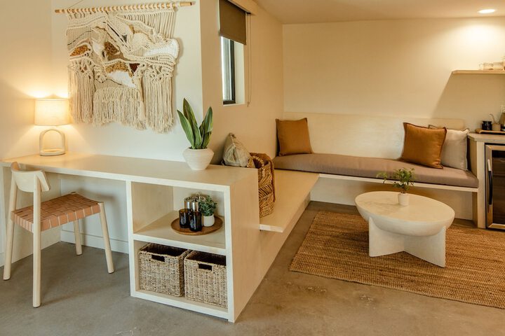 Brut Hotel