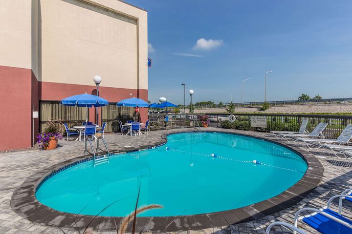 Pool 3 of 38