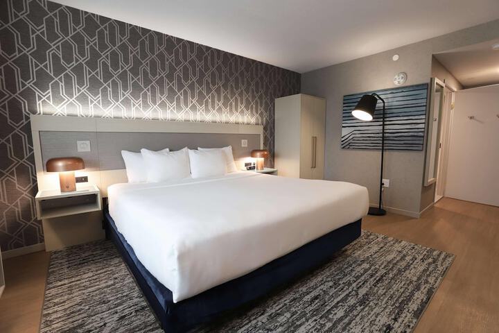 Radisson Plaza Hotel at Kalamazoo Center
