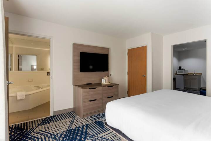 Comfort Inn & Suites Hot Springs Midtown
