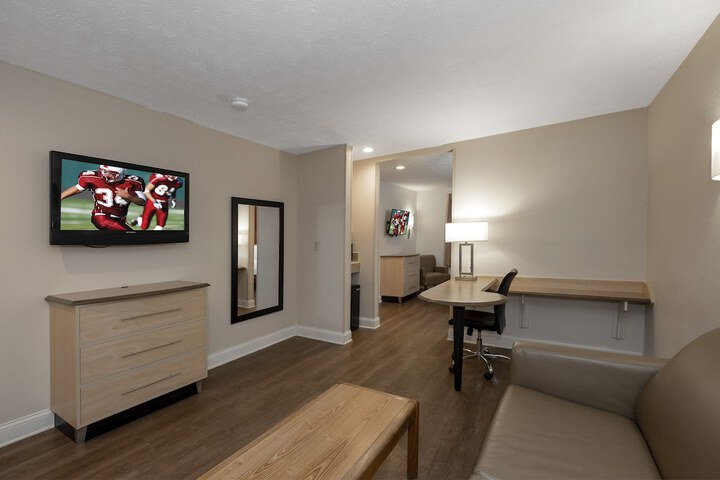 Room 21 of 54