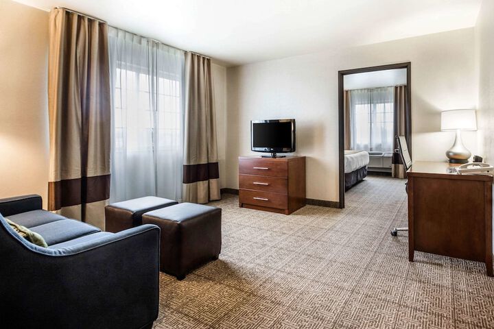 Room 54 of 94