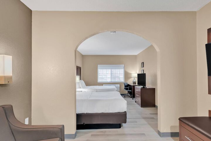 Comfort Suites Lakewood - Denver