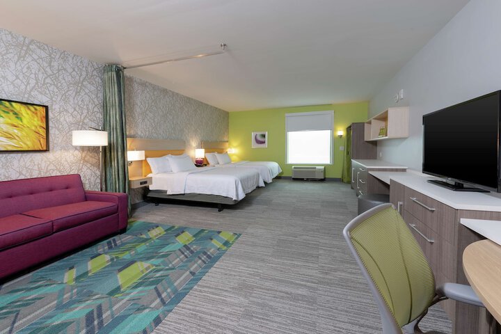 Room 12 of 37
