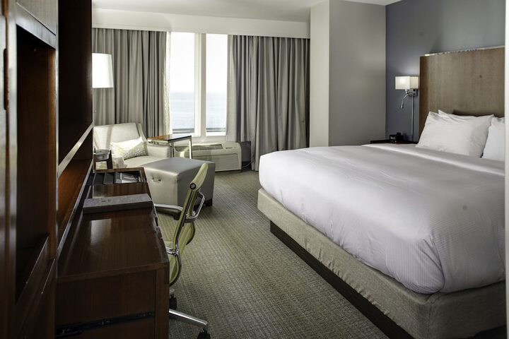 DoubleTree by Hilton Hotel Biloxi