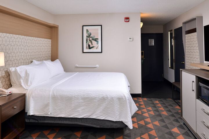 Holiday Inn Great Falls- Convention Center by IHG