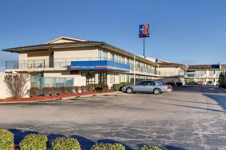Hotel 2 of 35