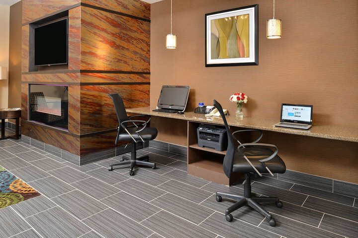 Holiday Inn Express St. Paul S - Inver Grove Hgts by IHG