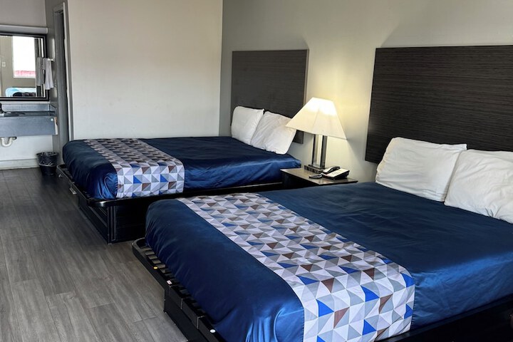 Room 15 of 47