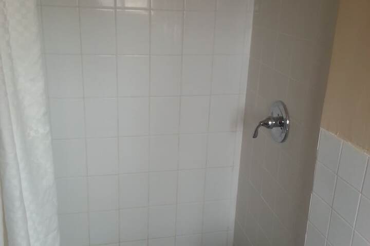 Room 20 of 28