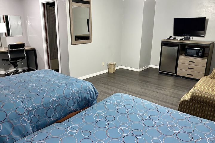 Budget Host Inn