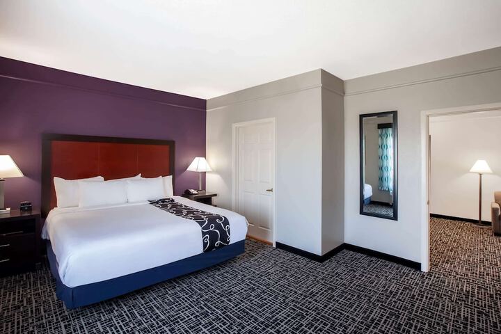 Room 15 of 46