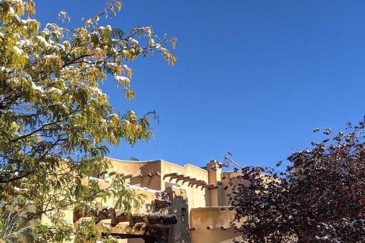 Sagebrush Inn & Suites