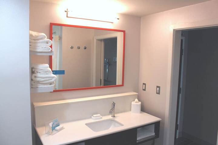 Hampton Inn by Hilton Forsyth