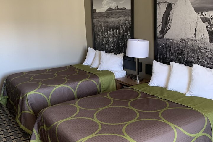 Room 41 of 60