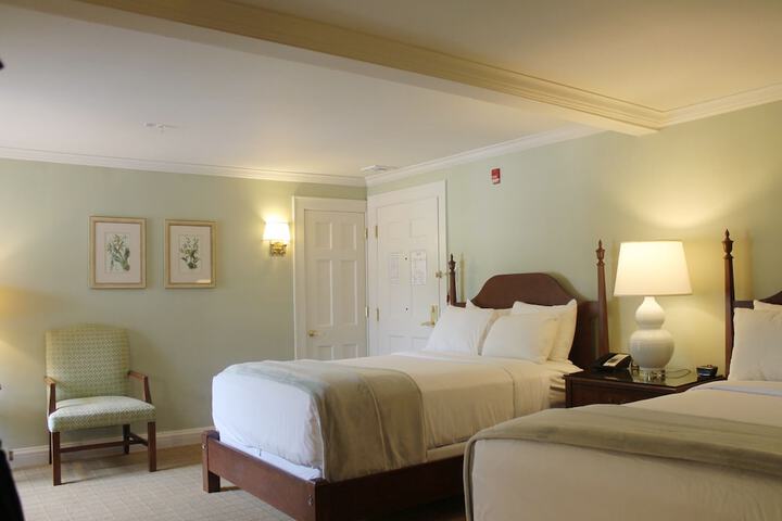 Room 17 of 51