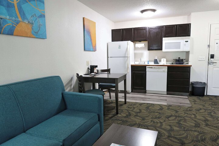 Room 45 of 109