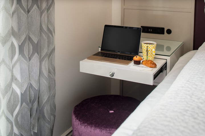 Room 20 of 72